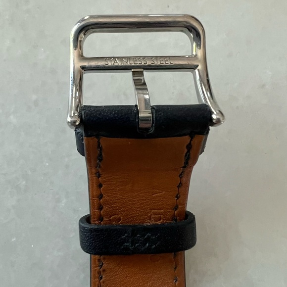 HERMES Apple Watch Double Tour Bleu Indigo leather band 38, 40, 41 mm - Picture 5 of 9